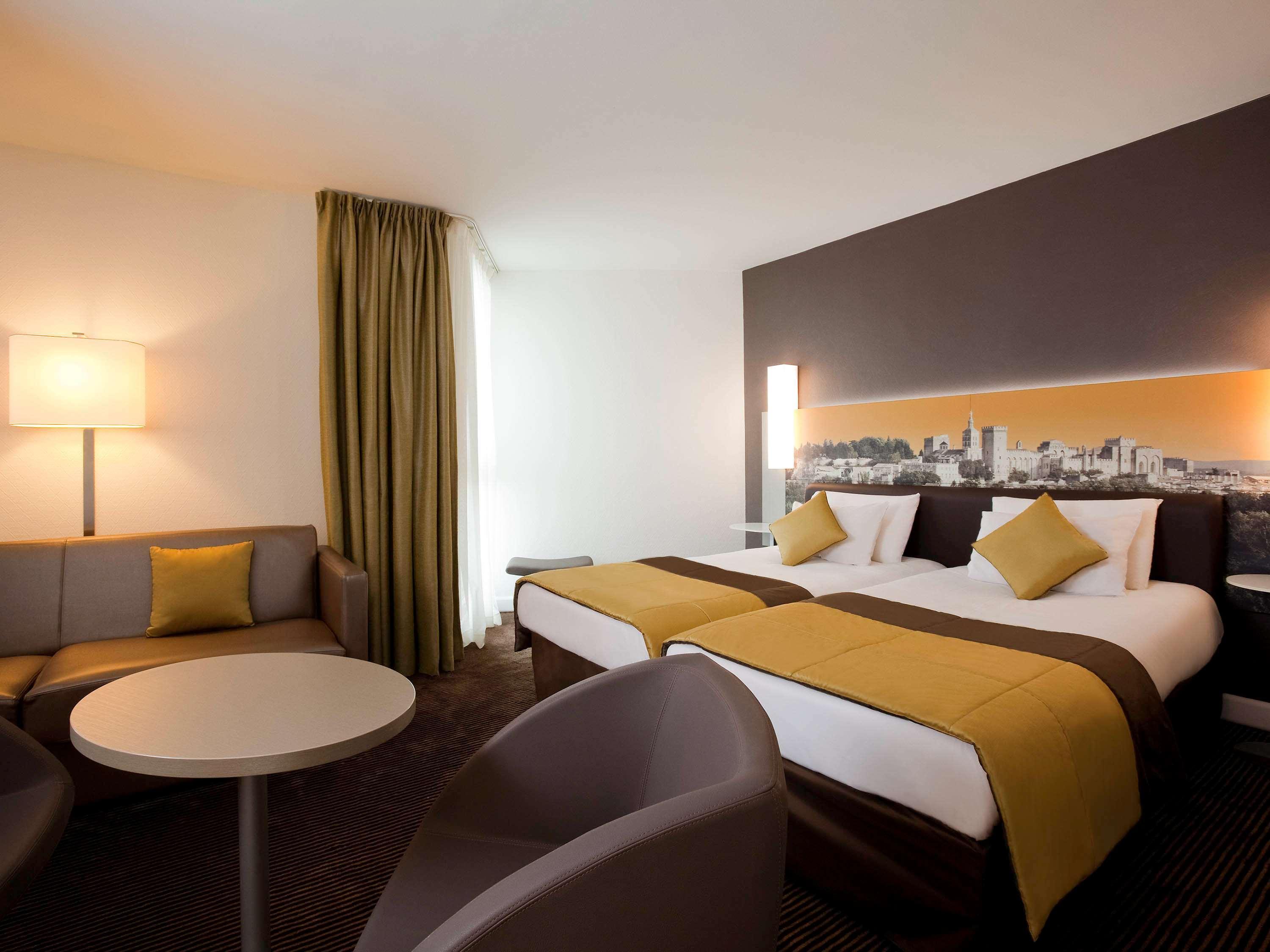 เมอร์เคียว อาวีญง ซองทร์ ปาแล เด ปัป โฮเทล Hotel ภายนอก รูปภาพ