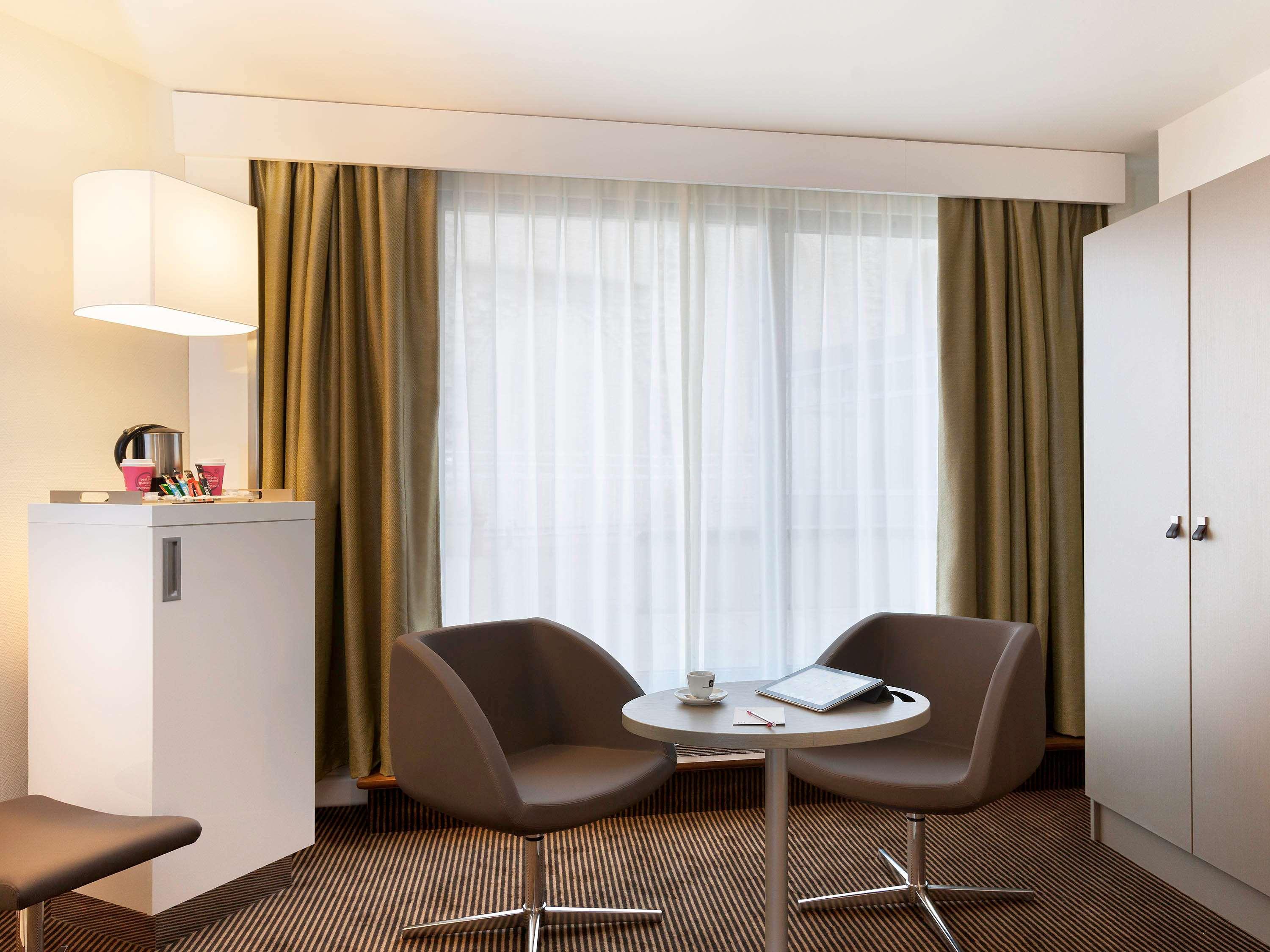 เมอร์เคียว อาวีญง ซองทร์ ปาแล เด ปัป โฮเทล Hotel ภายนอก รูปภาพ