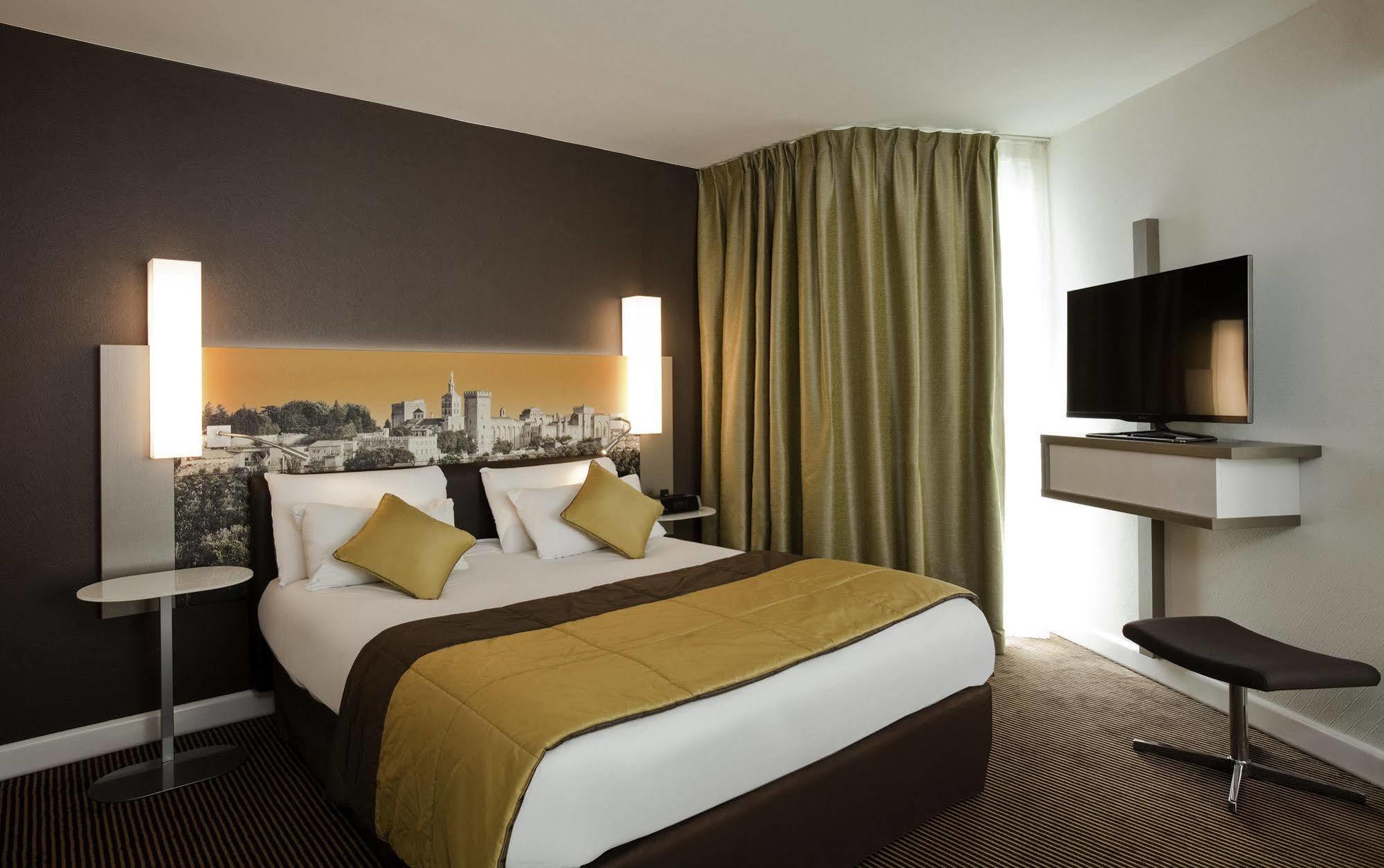 เมอร์เคียว อาวีญง ซองทร์ ปาแล เด ปัป โฮเทล Hotel ภายนอก รูปภาพ